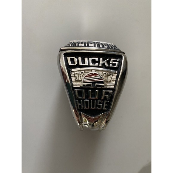 COPY - 2007 Stanley Cup Champs Anaheim Ducks Oversized Ring - Picture 4 of 7